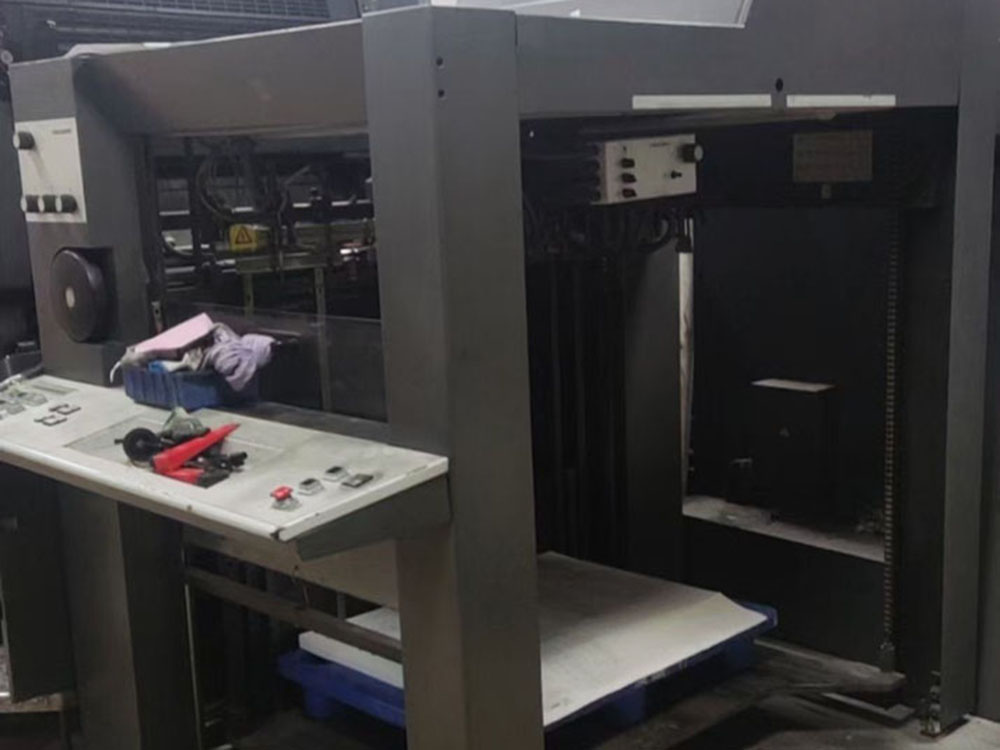 equipment (1)8q5